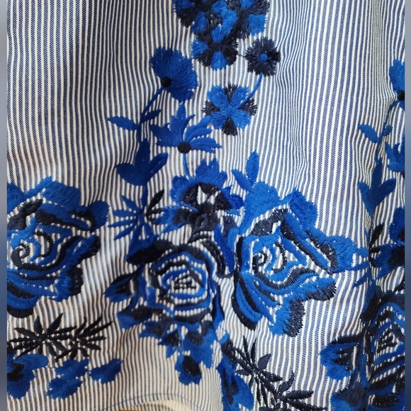 NY&Co Off the Shoulder Dress Floral Embroidery NWT Size XL - Picture 2 of 5